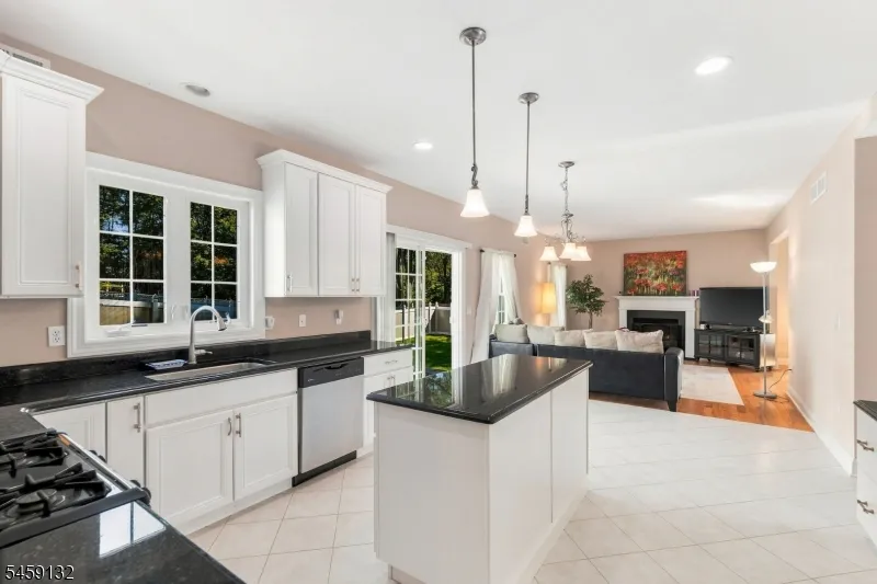 101 Churchill Ave Franklin, NJ 08873