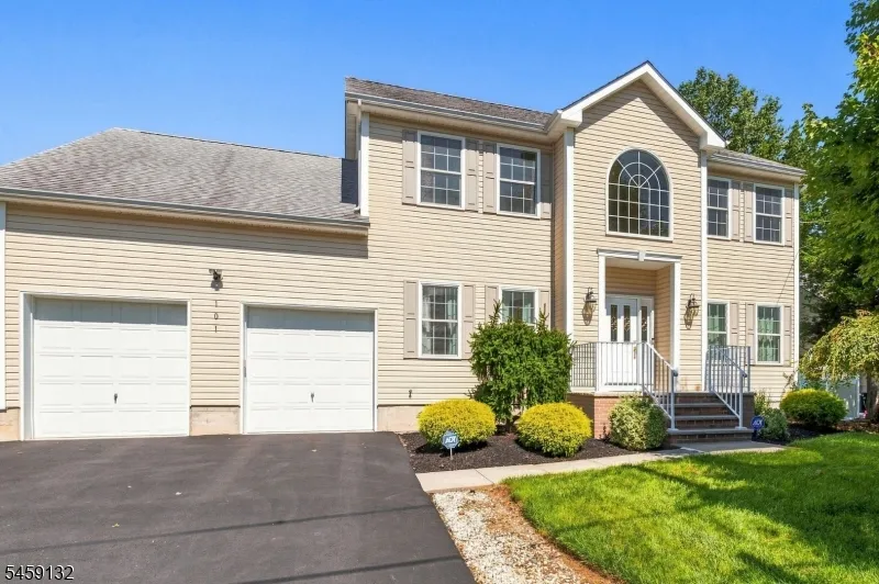 101 Churchill Ave Franklin, NJ 08873