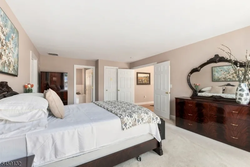 101 Churchill Ave Franklin, NJ 08873