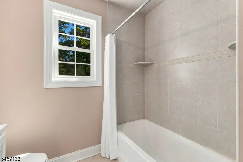 101 Churchill Ave Franklin, NJ 08873