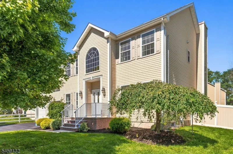 101 Churchill Ave Franklin, NJ 08873