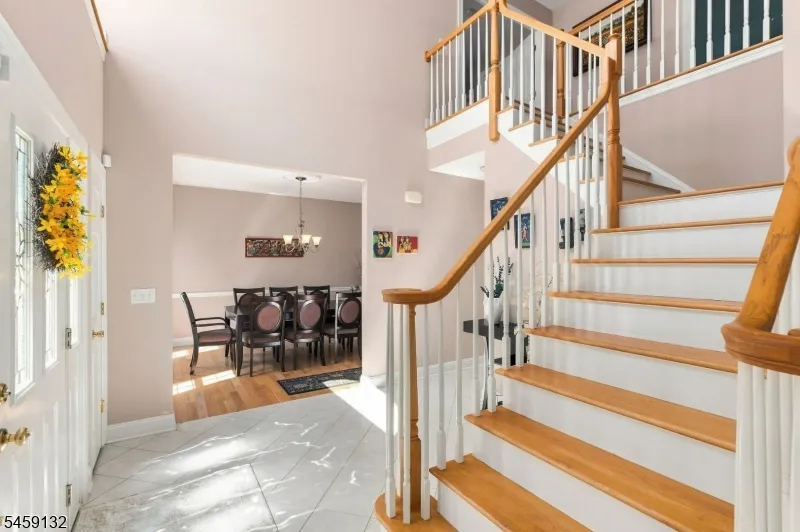101 Churchill Ave Franklin, NJ 08873