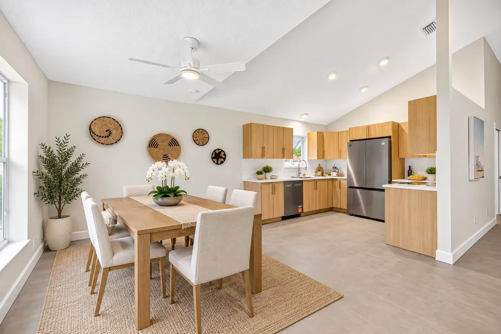 6193 SE WINDSONG LANE Stuart, FL 34997