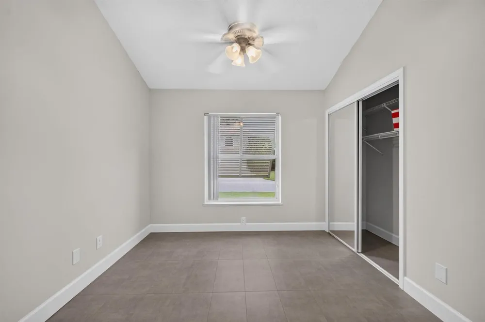 6193 SE WINDSONG LANE Stuart, FL 34997