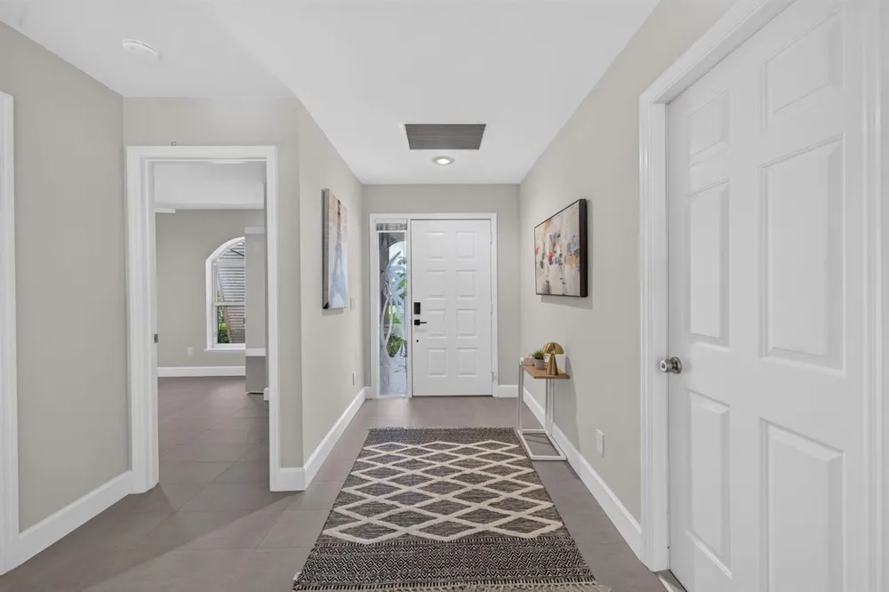 6193 SE WINDSONG LANE Stuart, FL 34997