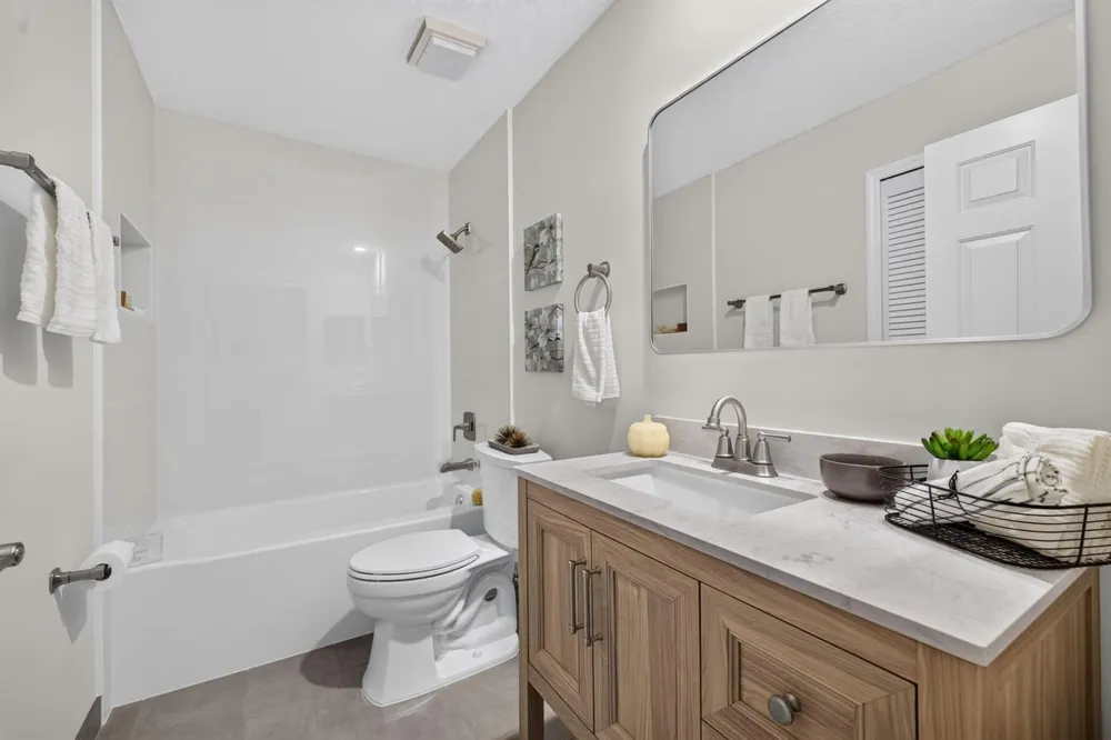 6193 SE WINDSONG LANE Stuart, FL 34997