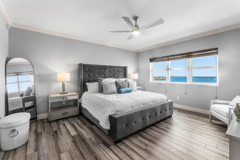 2650 Lake Shore Drive #2102 Riviera Beach, FL 33404