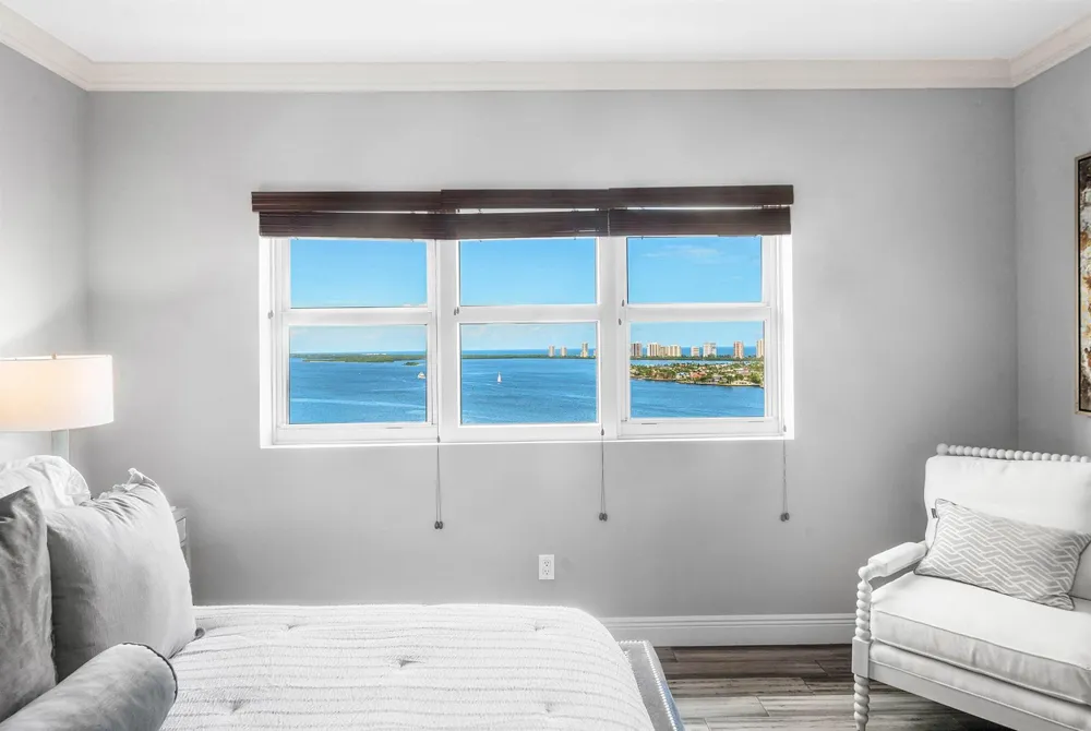 2650 Lake Shore Drive #2102 Riviera Beach, FL 33404