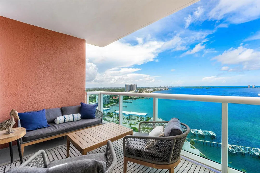 2650 Lake Shore Drive #2102 Riviera Beach, FL 33404
