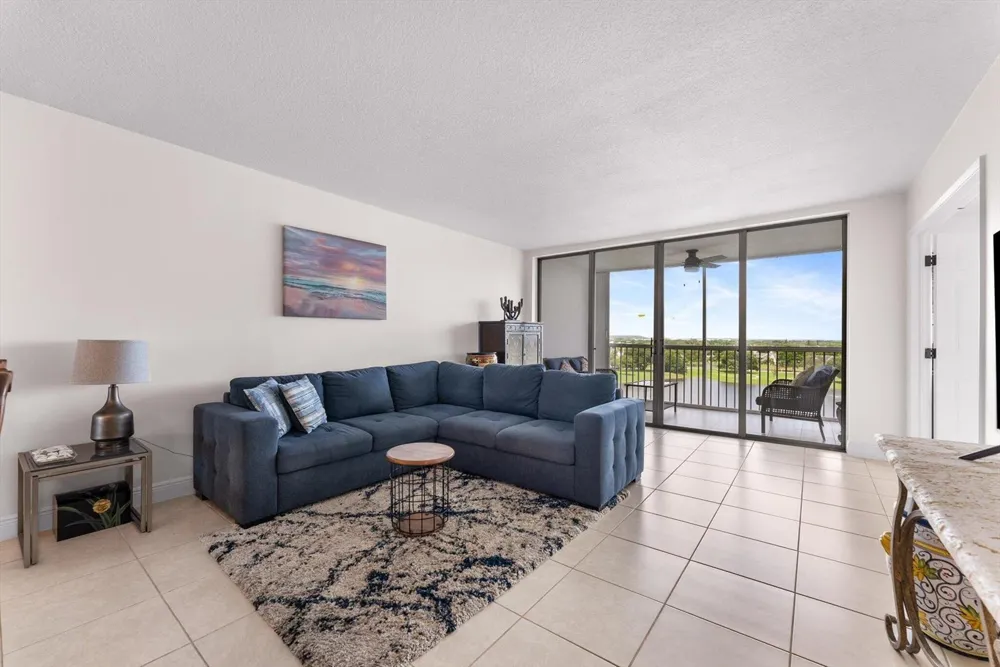 3051 Course Drive #909 Pompano Beach, FL 33069