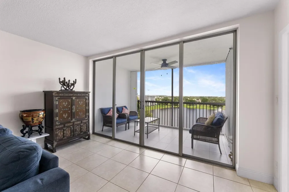 3051 Course Drive #909 Pompano Beach, FL 33069