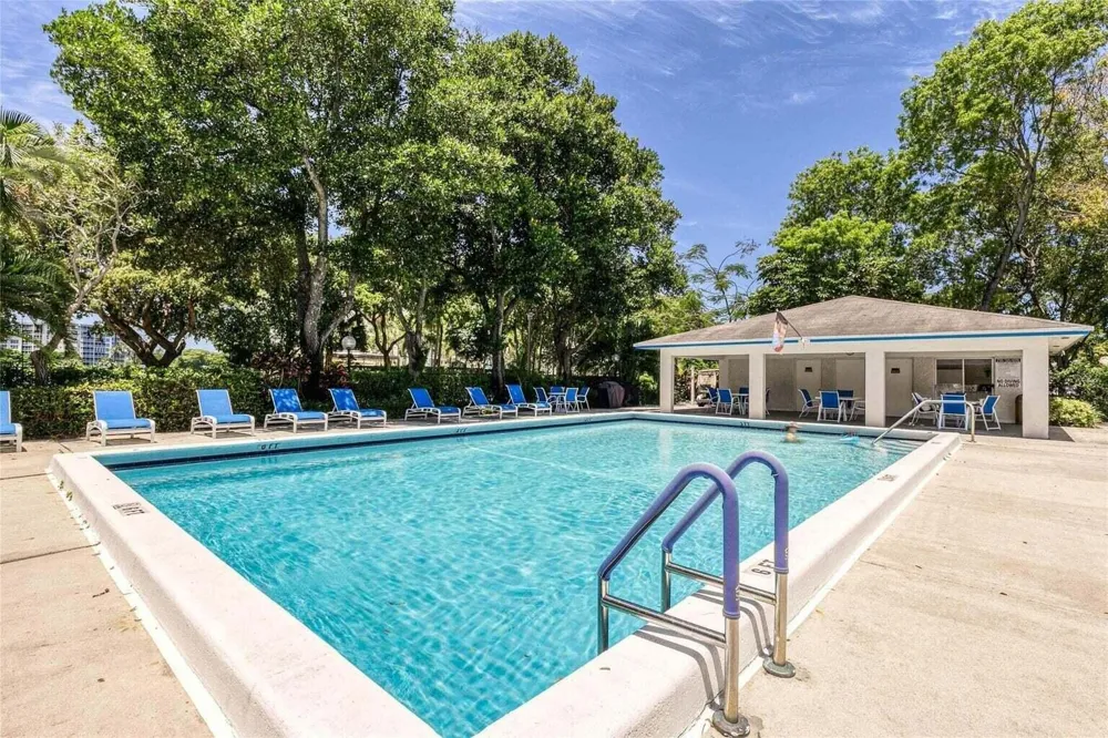 3051 Course Drive #909 Pompano Beach, FL 33069