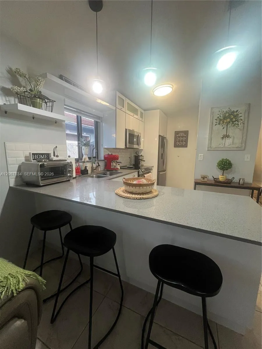 7801 W 30th Ln Hialeah, FL 33018