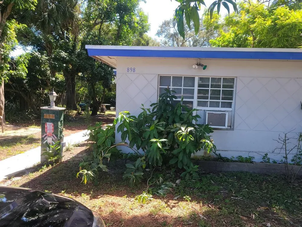 898 NE 39TH STREET #2 Oakland Park, FL 33334
