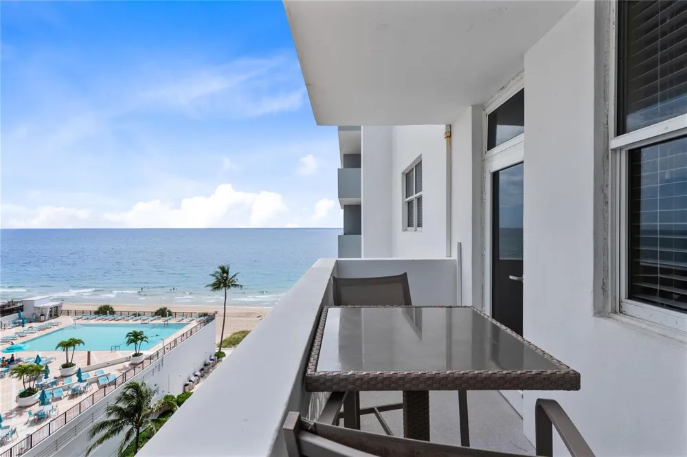 4250 GALT OCEAN DRIVE #8L Fort Lauderdale, FL 33308