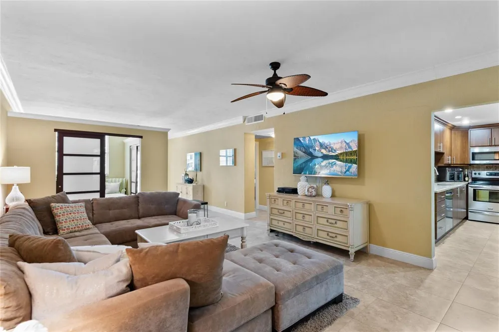 4250 GALT OCEAN DRIVE #8L Fort Lauderdale, FL 33308