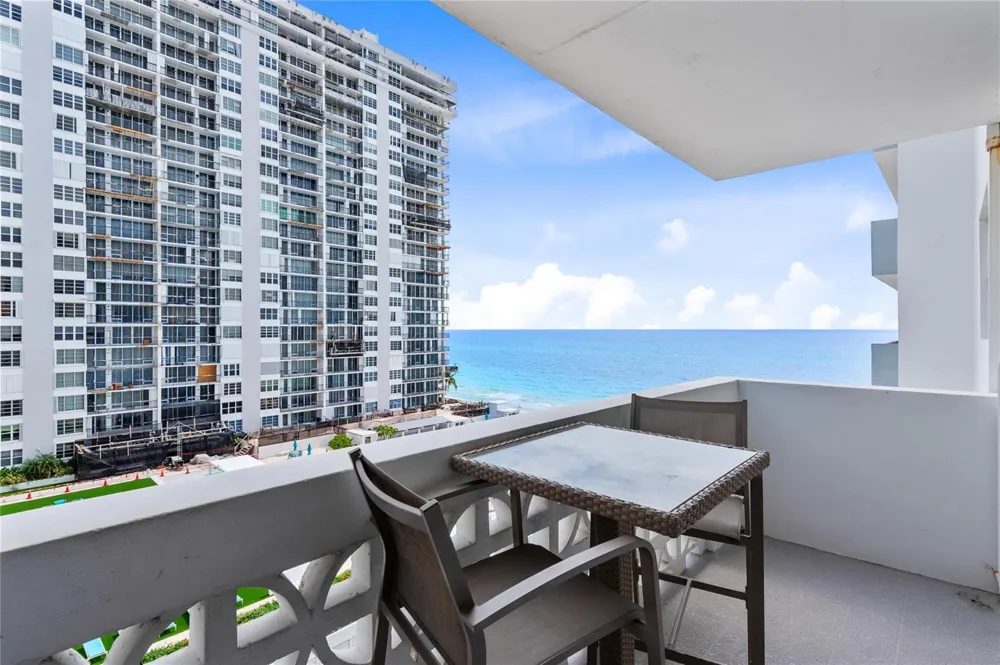 4250 GALT OCEAN DRIVE #8L Fort Lauderdale, FL 33308