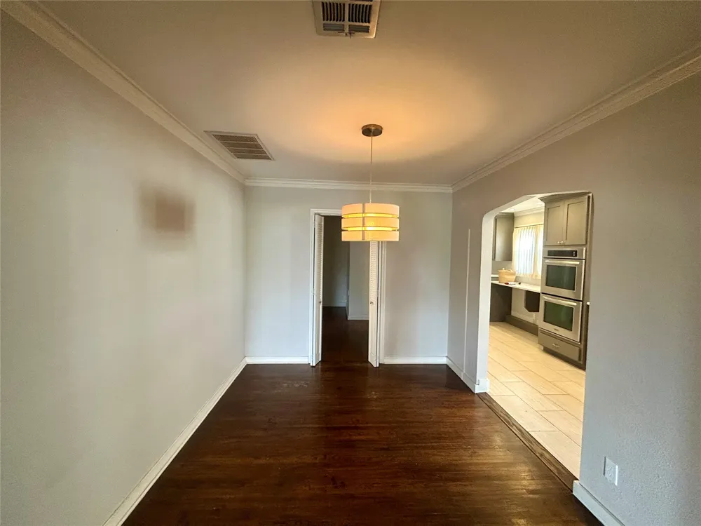 1348 S College Avenue Tulsa, OK 74104