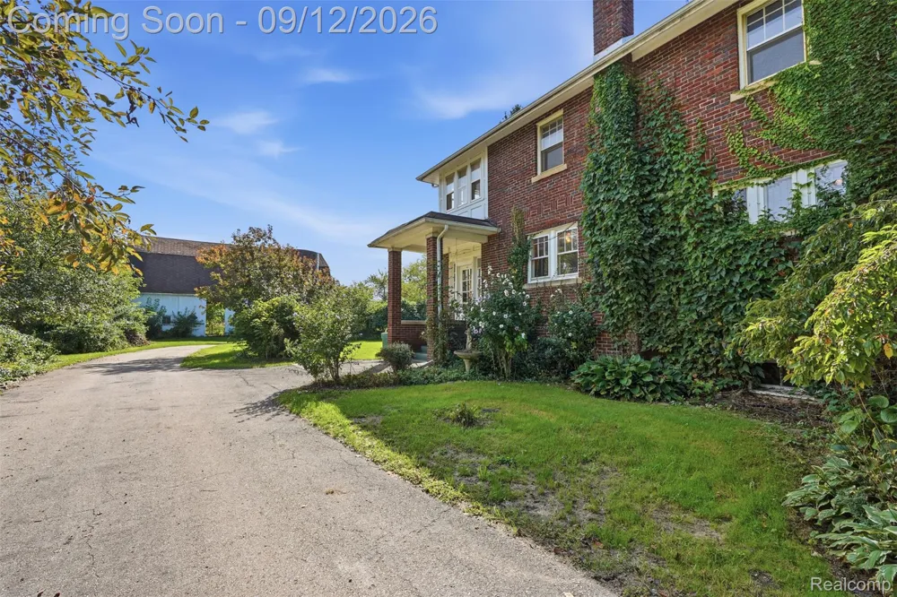 19701 Karr Road Sumpter Township, MI 48111
