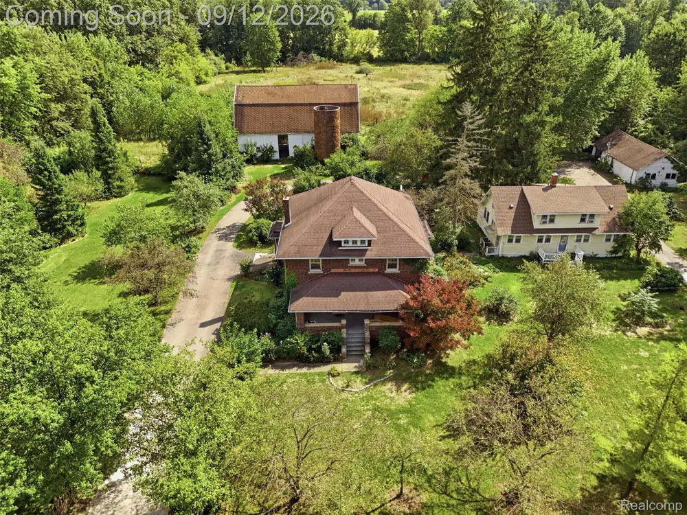 19701 Karr Road Sumpter Township, MI 48111