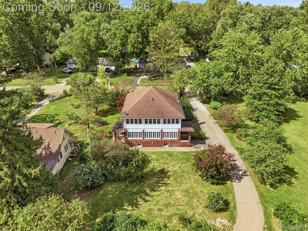19701 Karr Road Sumpter Township, MI 48111
