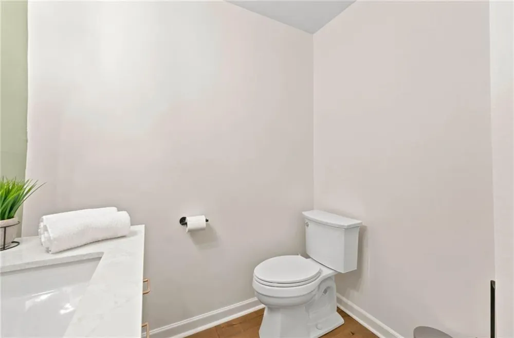 8 Ivy Ridge NE Atlanta, GA 30342
