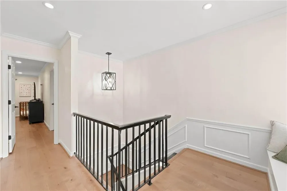 8 Ivy Ridge NE Atlanta, GA 30342