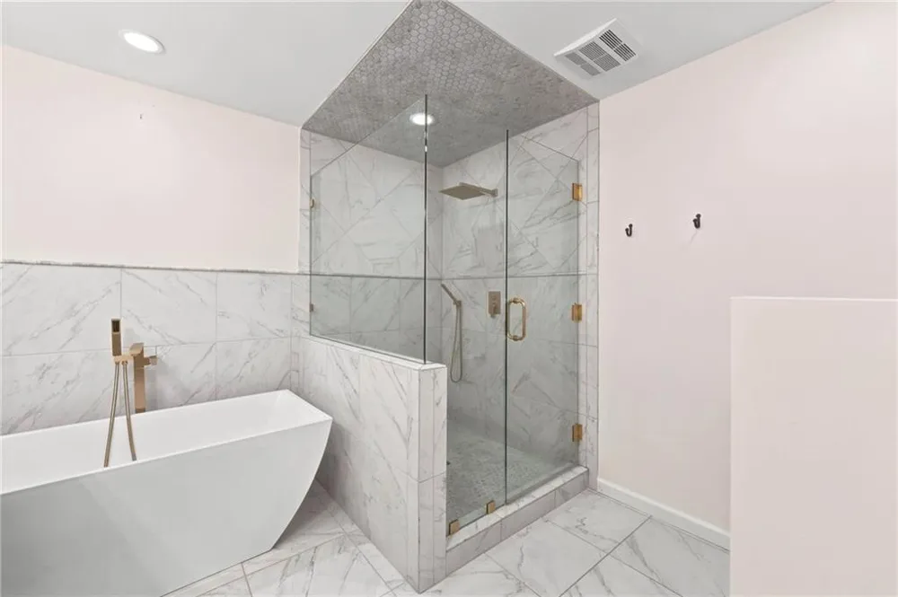 8 Ivy Ridge NE Atlanta, GA 30342