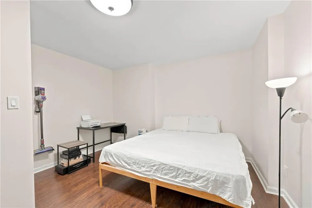 8 Ivy Ridge NE Atlanta, GA 30342