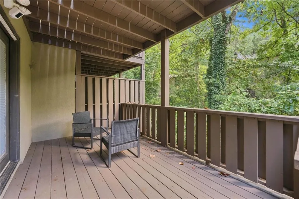 8 Ivy Ridge NE Atlanta, GA 30342