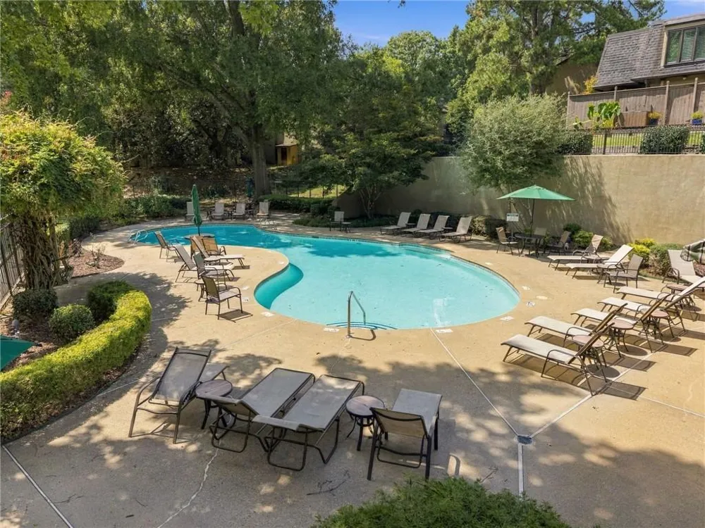 8 Ivy Ridge NE Atlanta, GA 30342