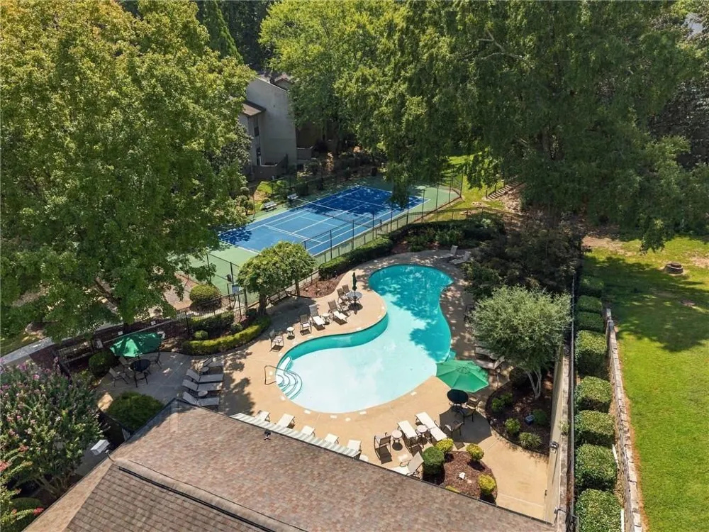 8 Ivy Ridge NE Atlanta, GA 30342