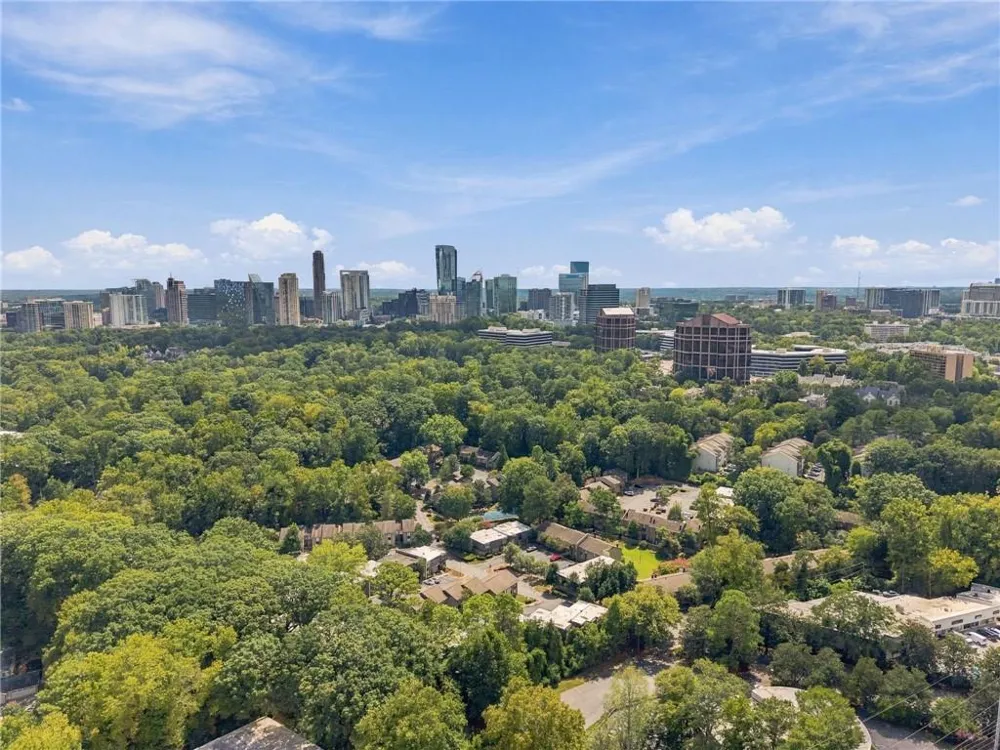 8 Ivy Ridge NE Atlanta, GA 30342