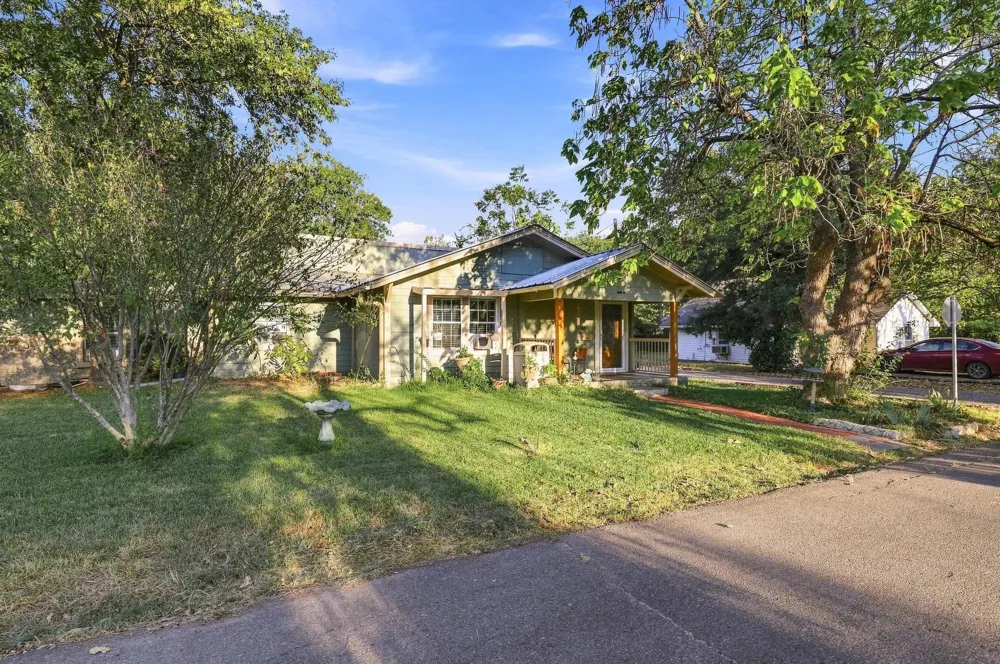 1706 Morse Street Commerce, TX 75428
