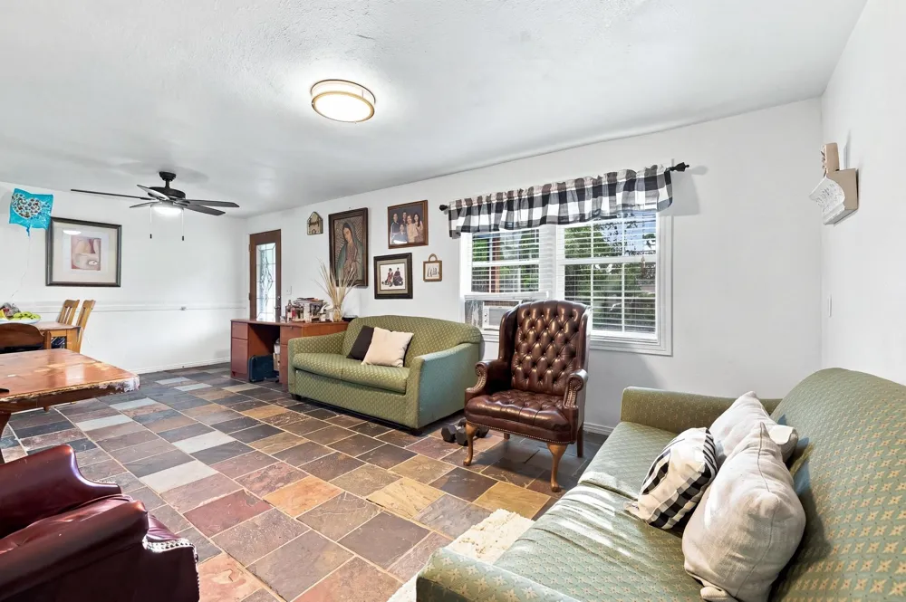 1706 Morse Street Commerce, TX 75428