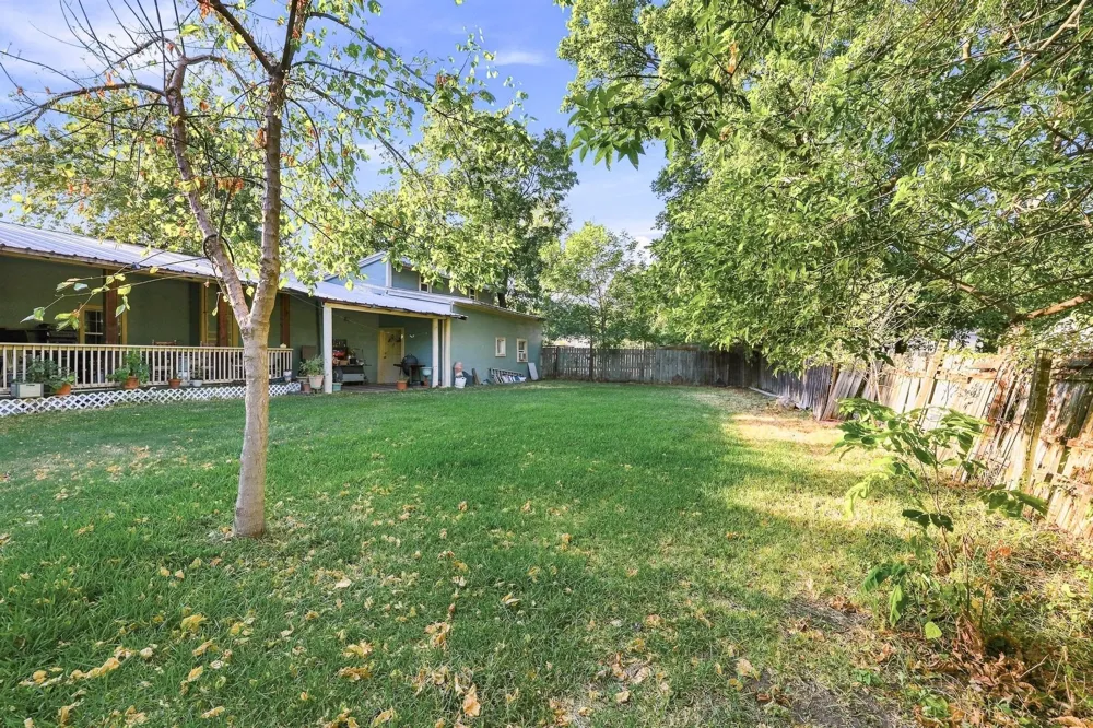 1706 Morse Street Commerce, TX 75428