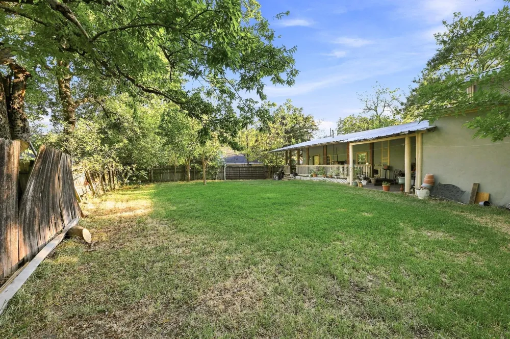 1706 Morse Street Commerce, TX 75428