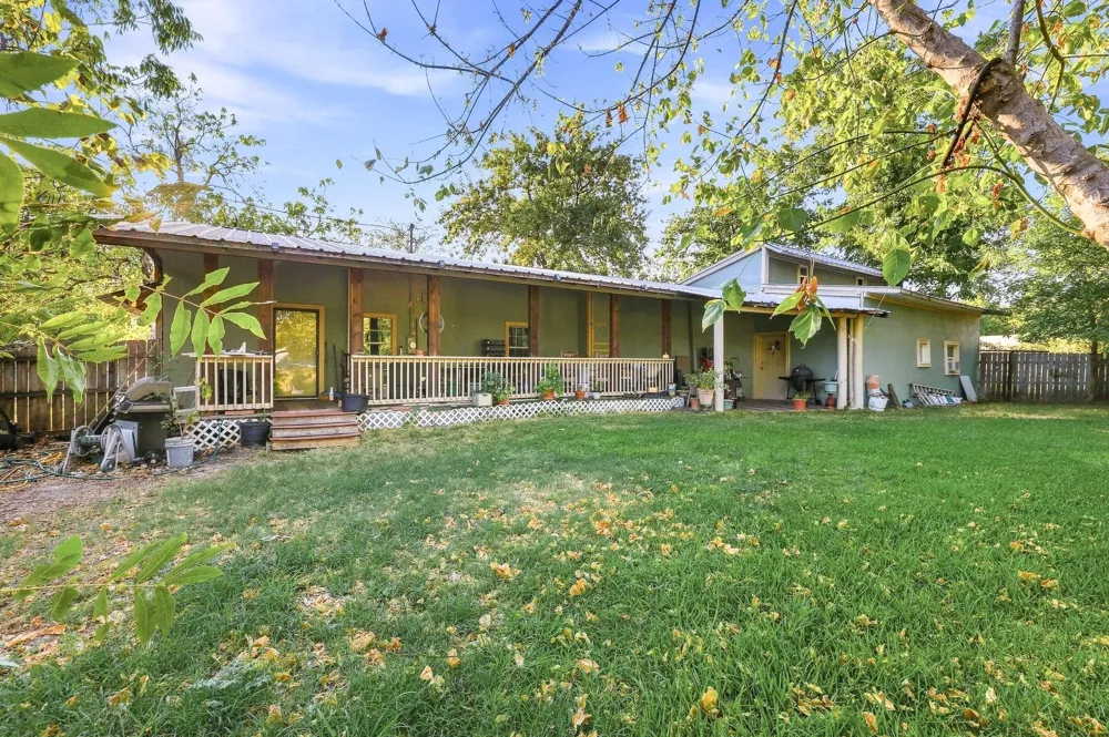 1706 Morse Street Commerce, TX 75428