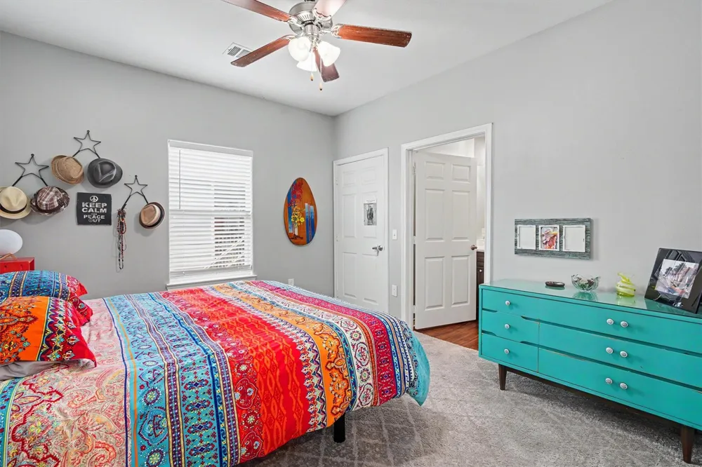710 35th Street Galveston, TX 77550