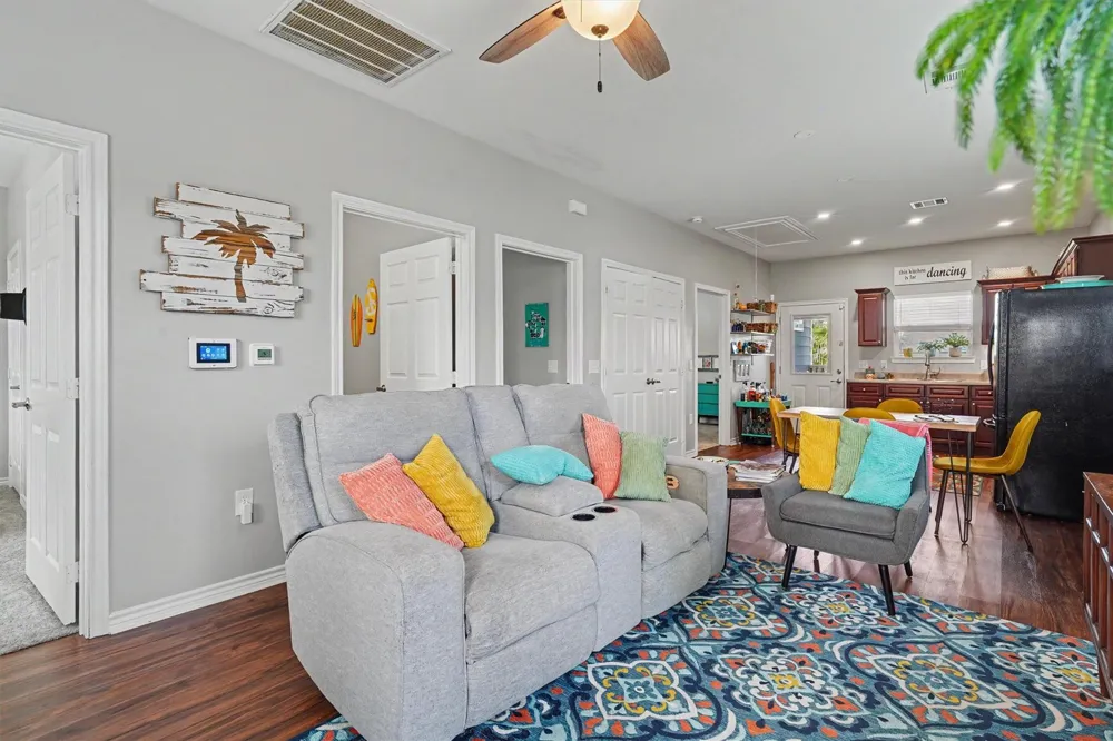 710 35th Street Galveston, TX 77550