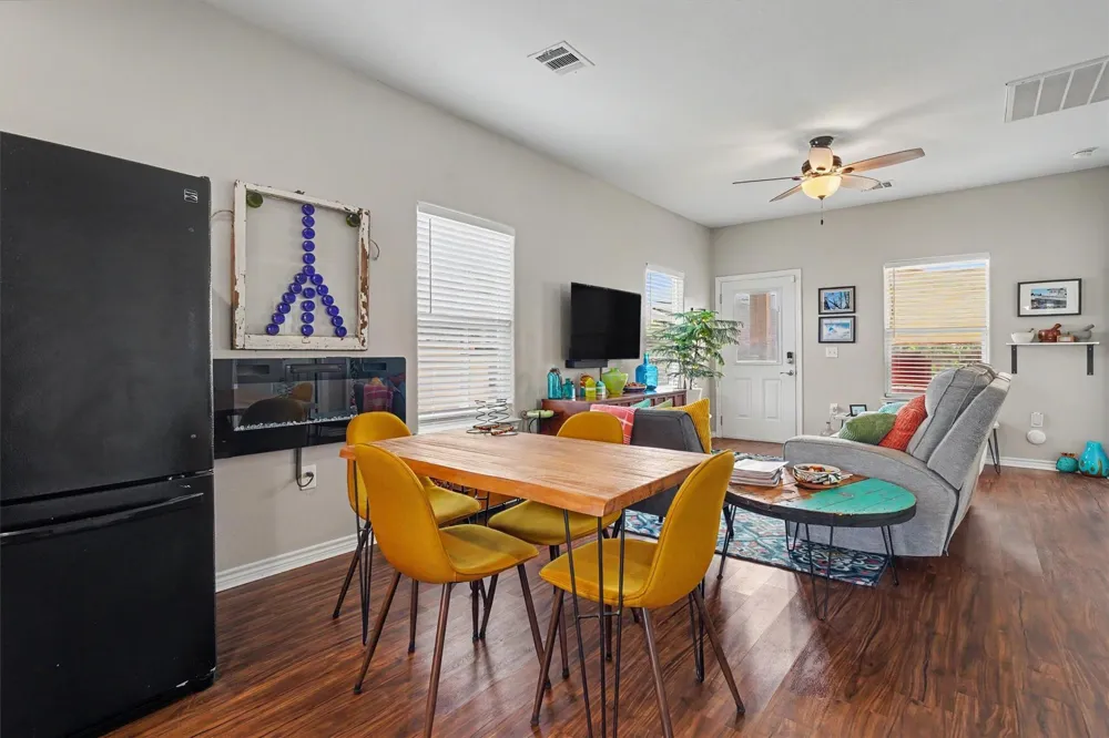 710 35th Street Galveston, TX 77550