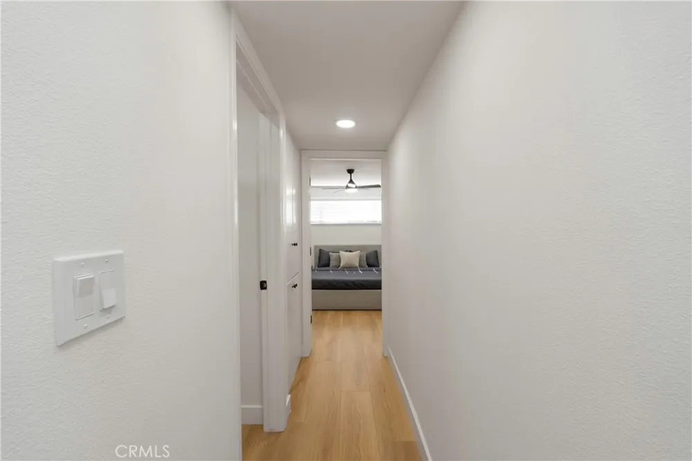 160 Yorktown Costa Mesa, CA 92626