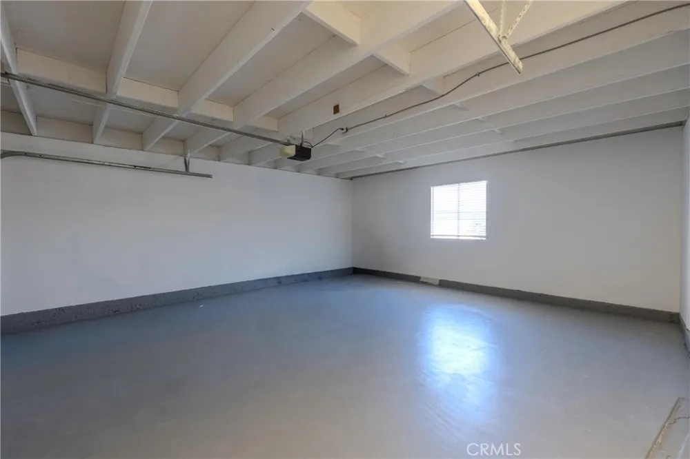 160 Yorktown Costa Mesa, CA 92626