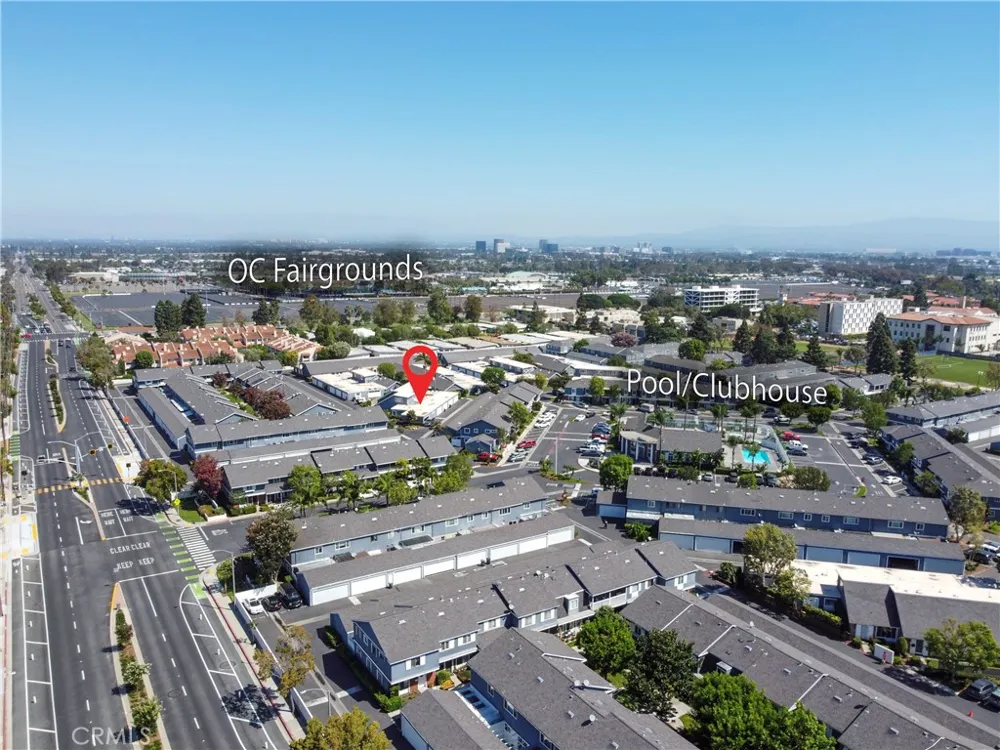 160 Yorktown Costa Mesa, CA 92626