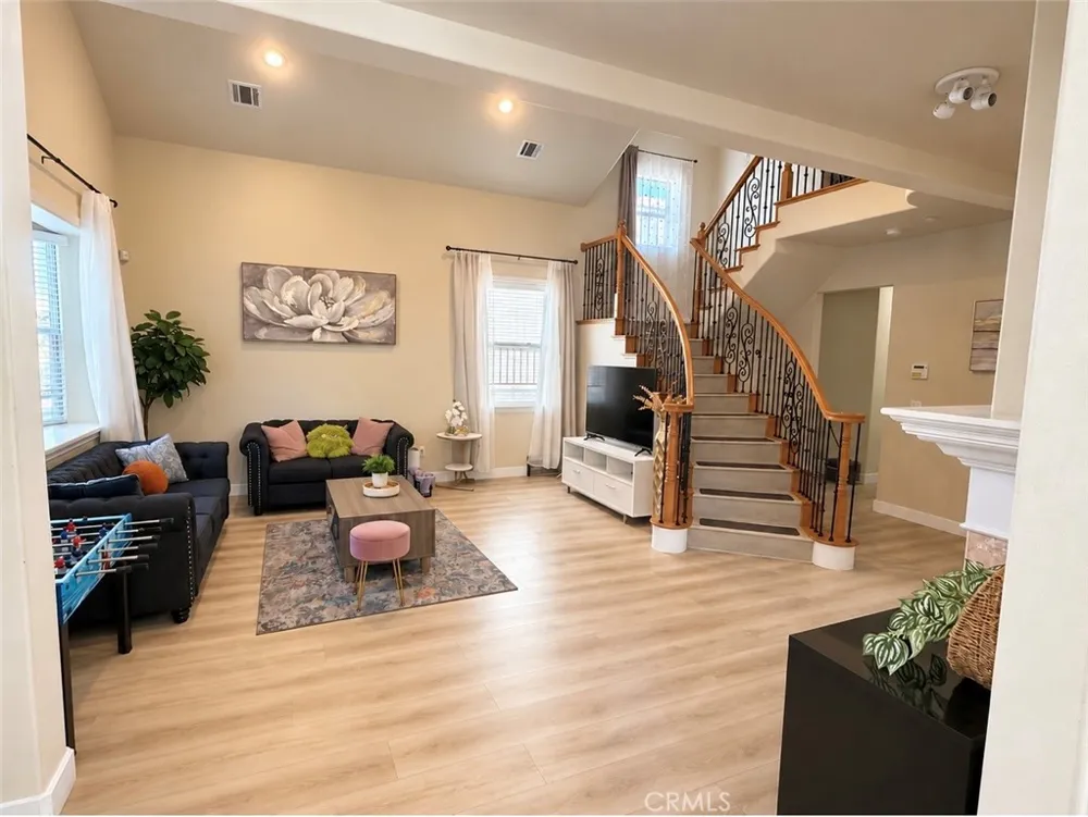 468 S Alhambra Avenue Monterey Park, CA 91755