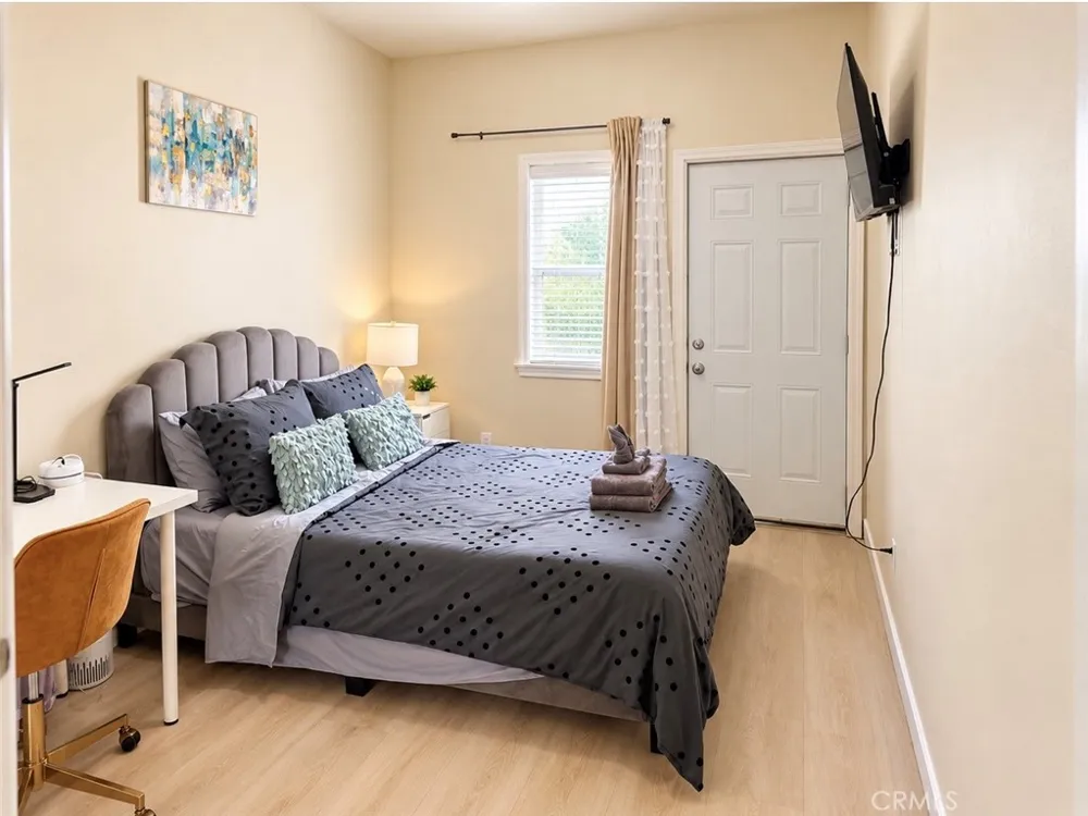 468 S Alhambra Avenue Monterey Park, CA 91755