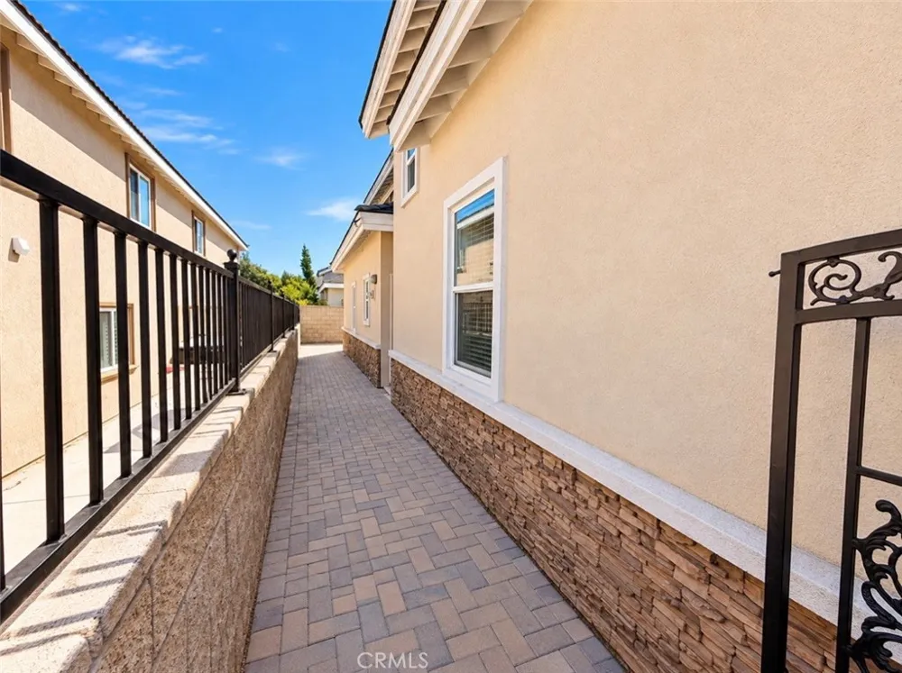 468 S Alhambra Avenue Monterey Park, CA 91755