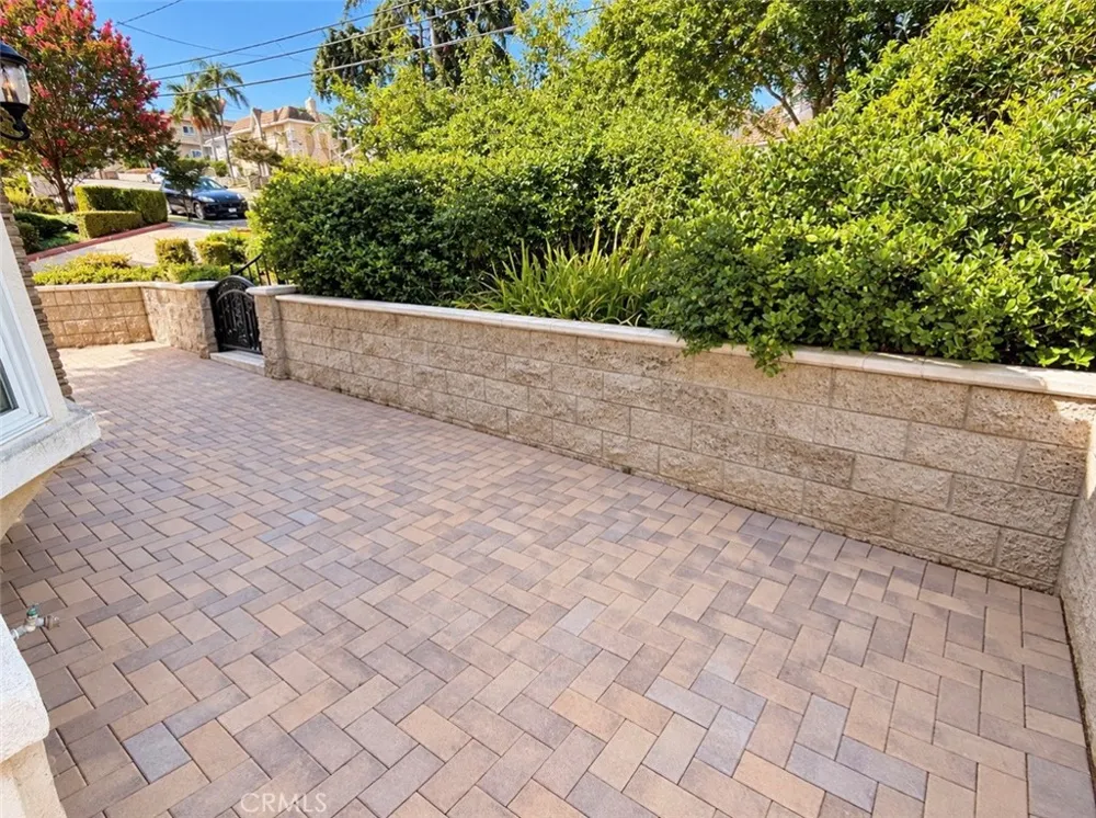 468 S Alhambra Avenue Monterey Park, CA 91755