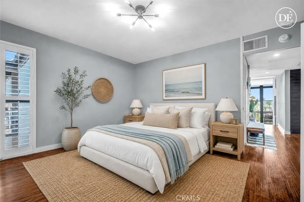 9322 Marina Pacifica Long Beach, CA 90803