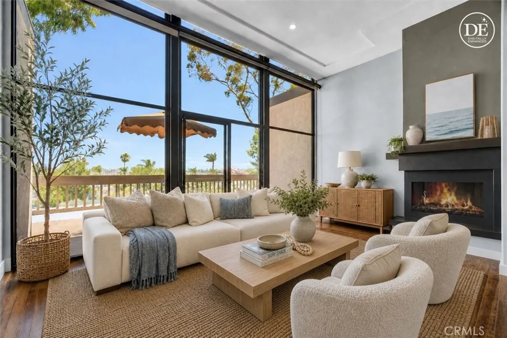 9322 Marina Pacifica Long Beach, CA 90803